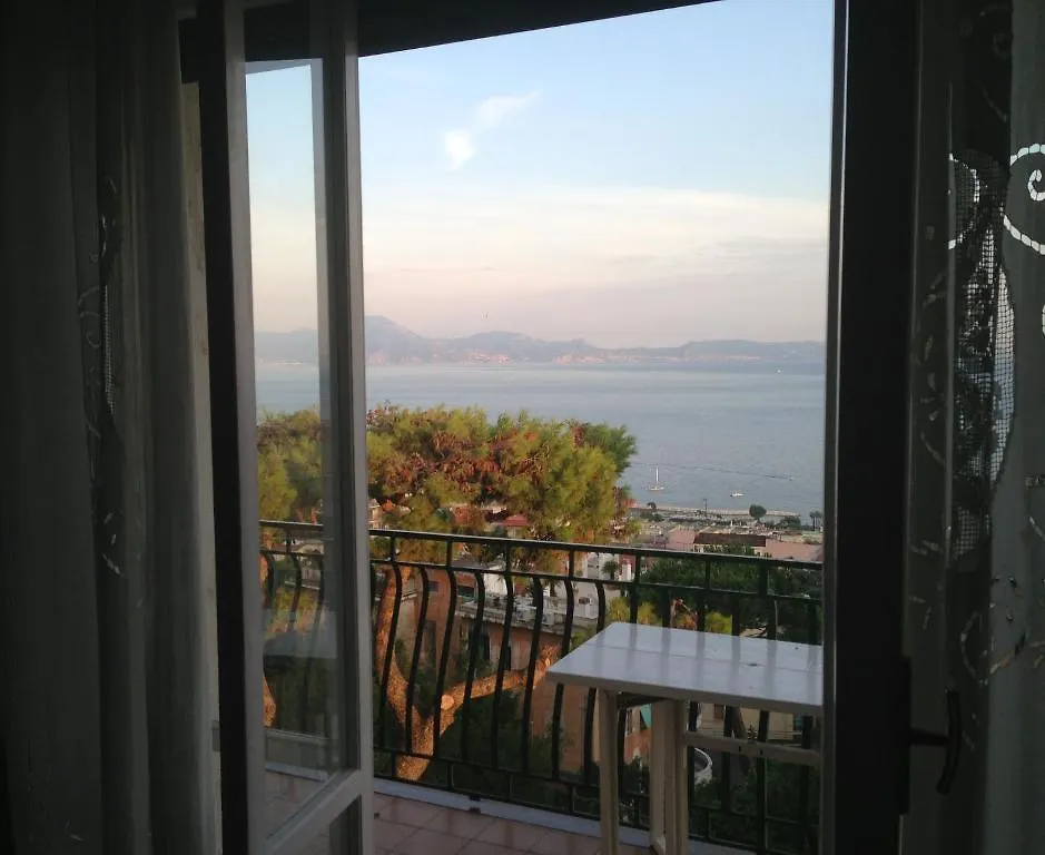 Casa Argentino Bed & Breakfast Naples